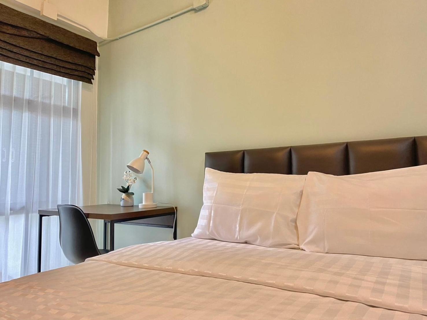 Hostel Baan Ploy In (Adults Only) Chiang Mai Zewnętrze zdjęcie