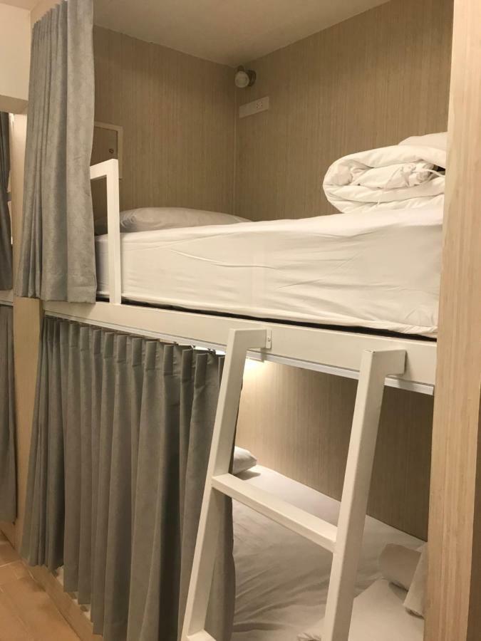 Hostel Baan Ploy In (Adults Only) Chiang Mai Zewnętrze zdjęcie